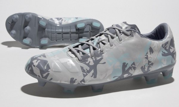 Новите бутонки Puma на Марио Балотели и Сеск Фабрегас