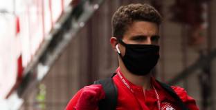 Клубове могат да бъдат наказани заради трансфери с руски клубове