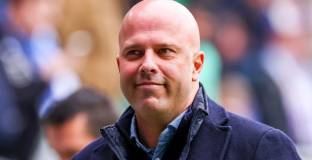 Ливърпул избра трима за помощник на Слот