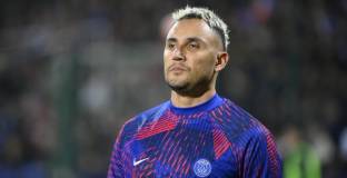 Навас се съгласи да премине в Нотингам Форест