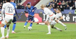 Играч на ЦСКА блести с гол за Косово при победата над Исландия 