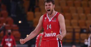 Александър Везенков е Спортист на годината на България