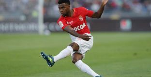 Станаха известни подробности от третата оферта на Ливърпул за Лемар