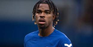 Борусия Дортмунд се интересува от четирима от Челси 