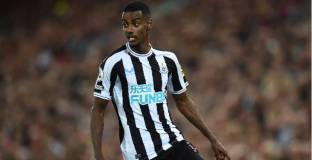 Скоулс: Исак трябва да се цели по-високо от Арсенал