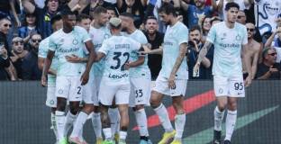 Джеко блести при победа на Интер