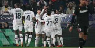 Лил с победа в Италия над Болоня