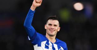 Брайтън потвърди завръщането на  Паскал Грос 