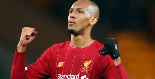 Вайналдум: Не пропускаме, когато Фабиньо играе централен защитник 