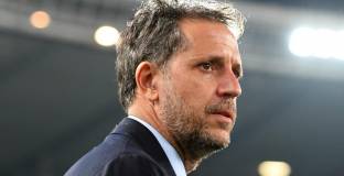 Паратичи пристигна в Лондон, за да назначи Санто