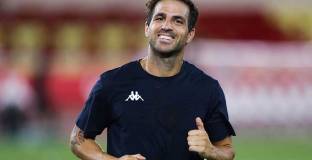  Фабрегас иска да тренира в Англия