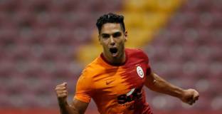 Истанбул ББ - Галатасарай 0:2 