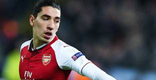 Арсенал е готов да даде Белерин под наем на Интер