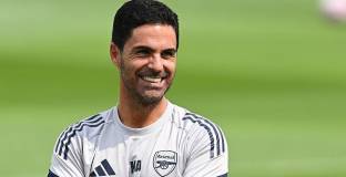 Рууни предсказва уволнение на Артета, ако Арсенал не спечели титлата 