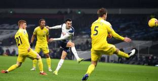 Тотнъм и Фулъм равни (видео)