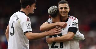 Ман Юнайтед взе точките от Нотингам (видео)