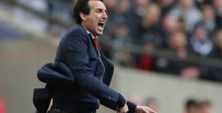 Емери: Мхитарян добре игра като защитник