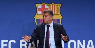  Лапорта: Напускането на Меси? Никой не е над клуба