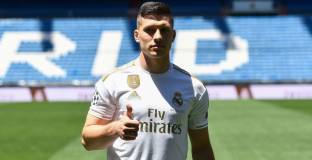 Йович: Разсмиват ме слуховете за напускане на Реал Мадрид