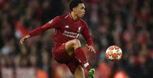 Клоп: Корнерът на Александър - Арнолд бе гениален