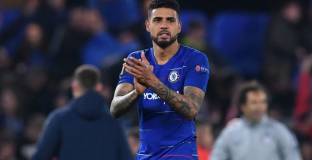 Емерсон няма да напусне Челси през януари