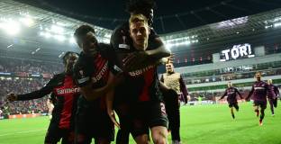 Леверкузен не прекъсна уникалната си серия и е на финал в Лига Европа (видео)