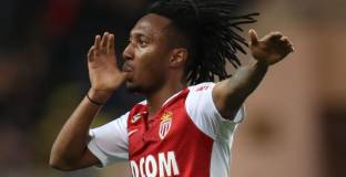 Монако подписа с Мартинш до 2024-та