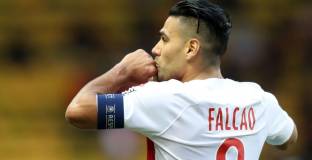 Фалкао няма да играе срещу Гингам