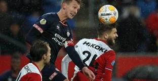 Утрехт - ПСВ Айндховен 2:2 