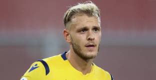 Верона обмисля да купи Демарко