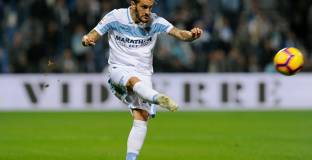 Лацио стигна само до точка срещу Сасуоло 