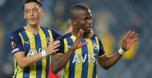 Фенербахче - Антверпен 2:2 