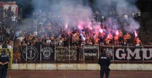 Феновете на Локо Пловдив към Крушарски: Ще те изгоним от Лаута