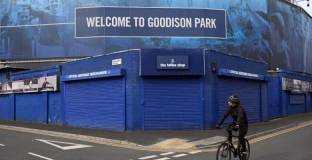 Кметът на Ливърпул счита, че мърсисайдското дерби трябва да е на 