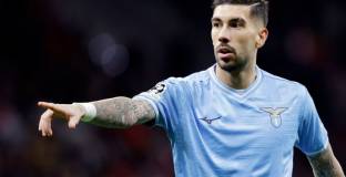 Фиорентина се интересува от крило на Лацио 