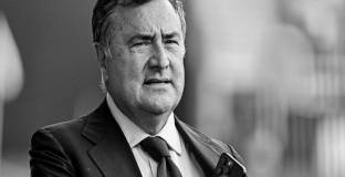 Фиорентина обяви за кончината на генералния директор 