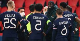 Ба разказа какъв разговор е имало в съблекалнята