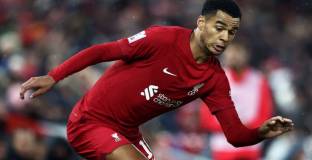 Гакпо: Връзката ми със съотборниците става все по-добра