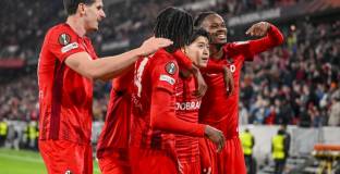 Фрайбург разгроми Генк и се класира за четвъртфиналите на Лига Европа