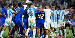 Франция удари Аржентина и отива на полуфинал на Олимпиадата