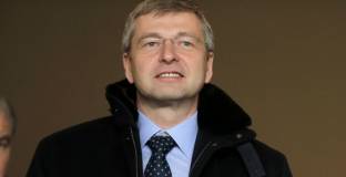 Обвиняват президента на Монако в намеса в личния живот 