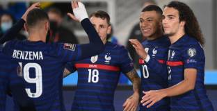 Франция вгорчи живота на Финландия