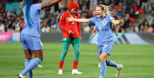 Франция разгроми Мароко и е на 1/4-финал 