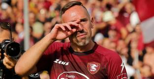 Салернитана зарадва Рибери