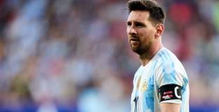 Де Йонг: Знаехме, че цялата опасност ще дойде от Меси