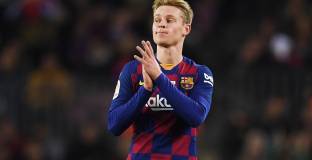   Френки де Йонг няма да премине в Ман Юнайтед 