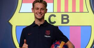 Де Йонг: Мечтаех да последвам стъпките на Кройф