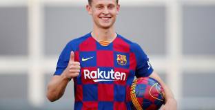 Де Йонг планирал трансфер в Арсенал