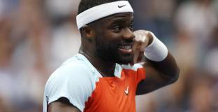 Тиафо пречупи Лехечка