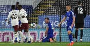 Арсенал отстрани Лестър от купата